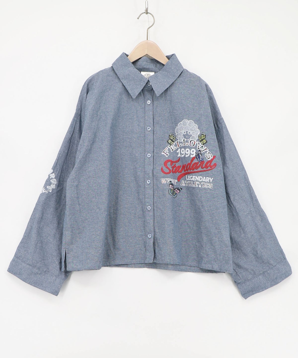 2素材展開 ポップロゴお花バックプリントシャツ-11