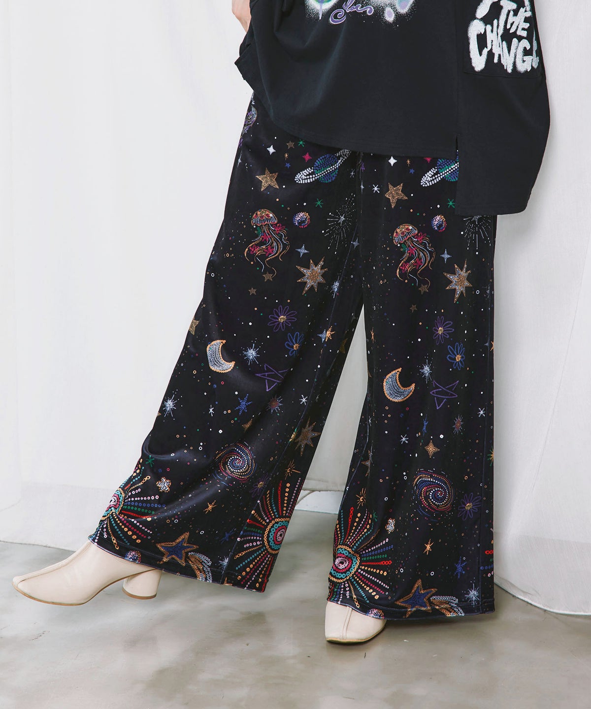 三柄展開 総柄ベロアパンツ-8
