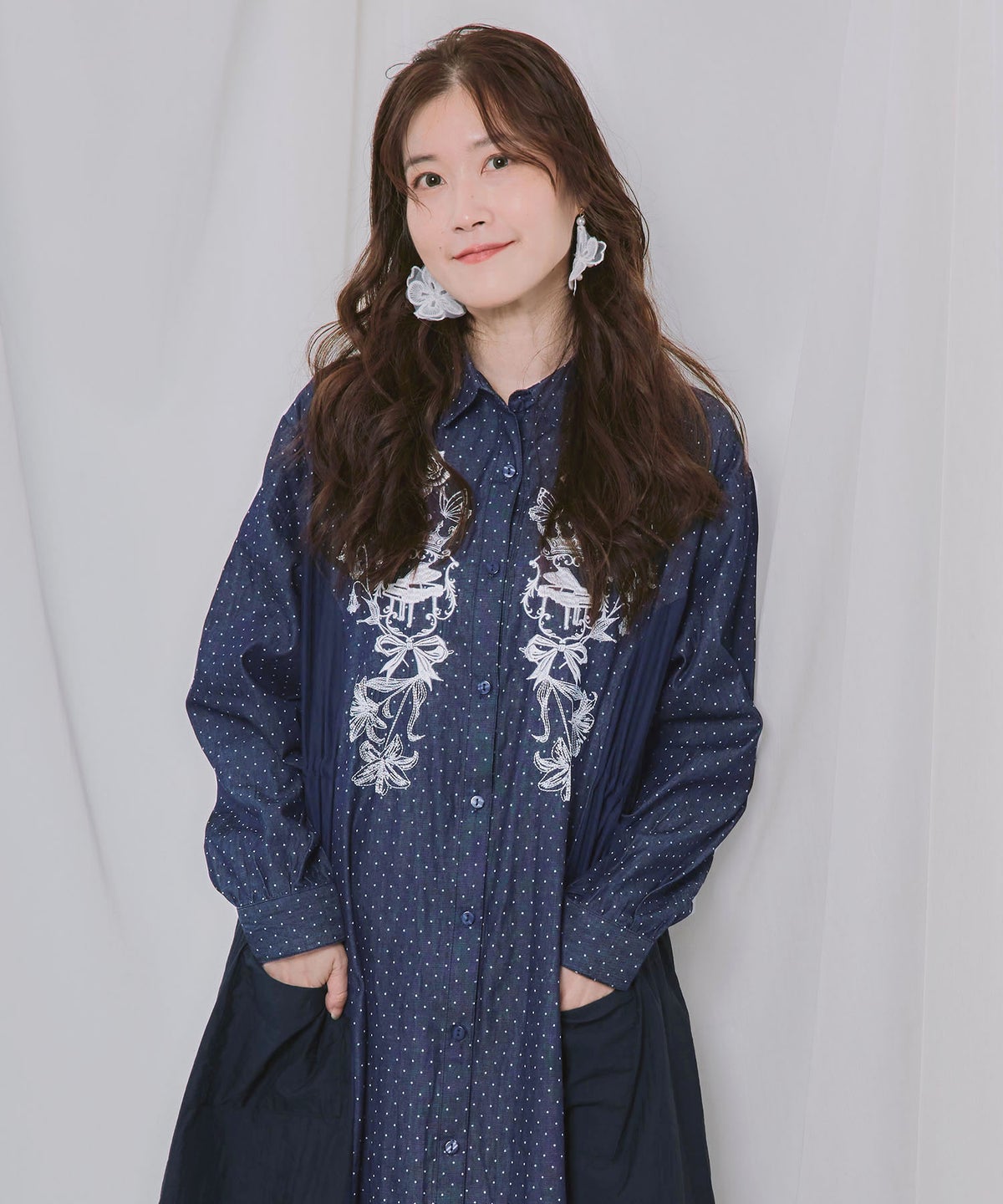 花とピアス柄刺繍 デニムシャツワンピース-2