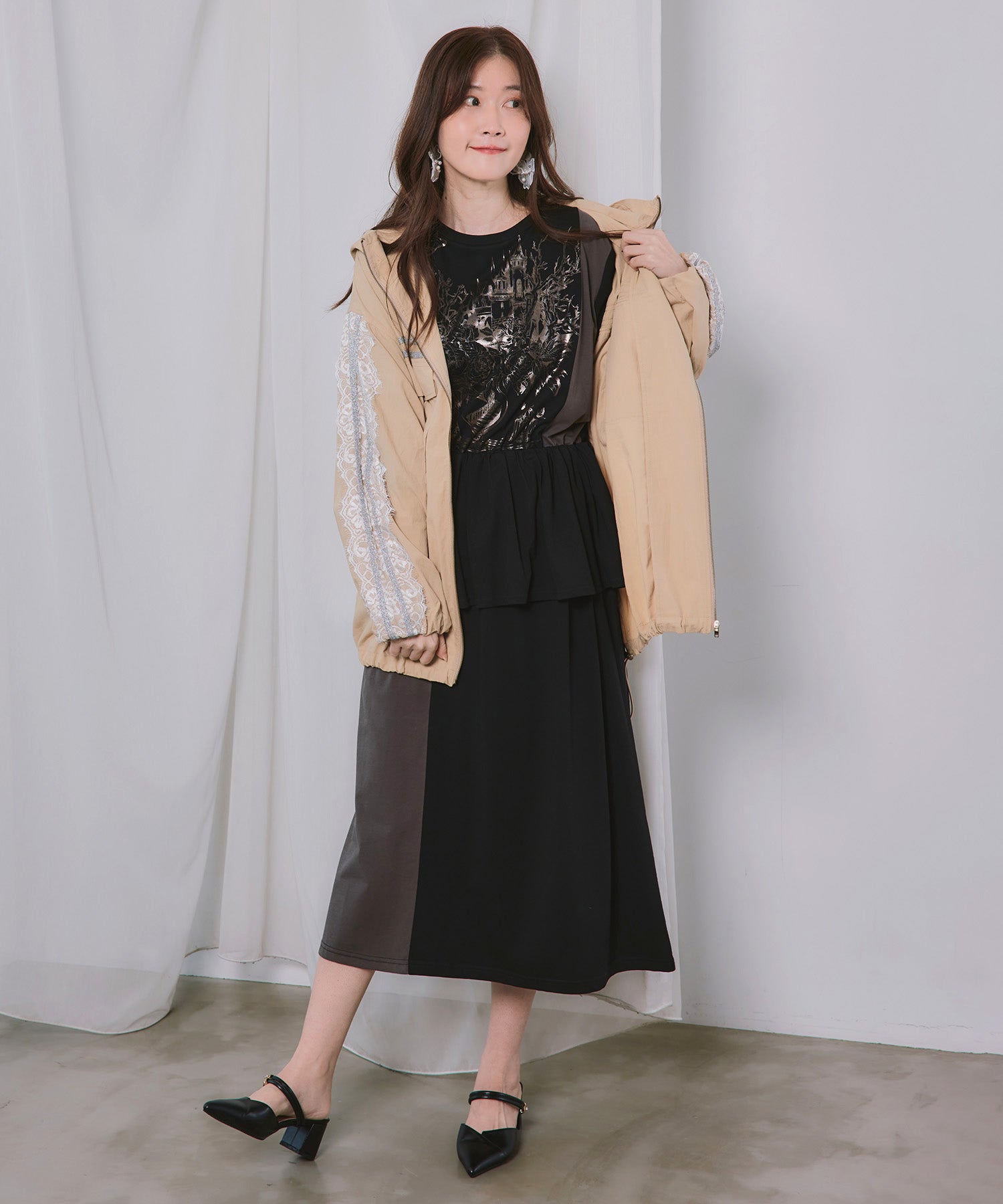 563205：蝶刺繍レース マウンテンパーカー風ブルゾンの通販-ScoLar