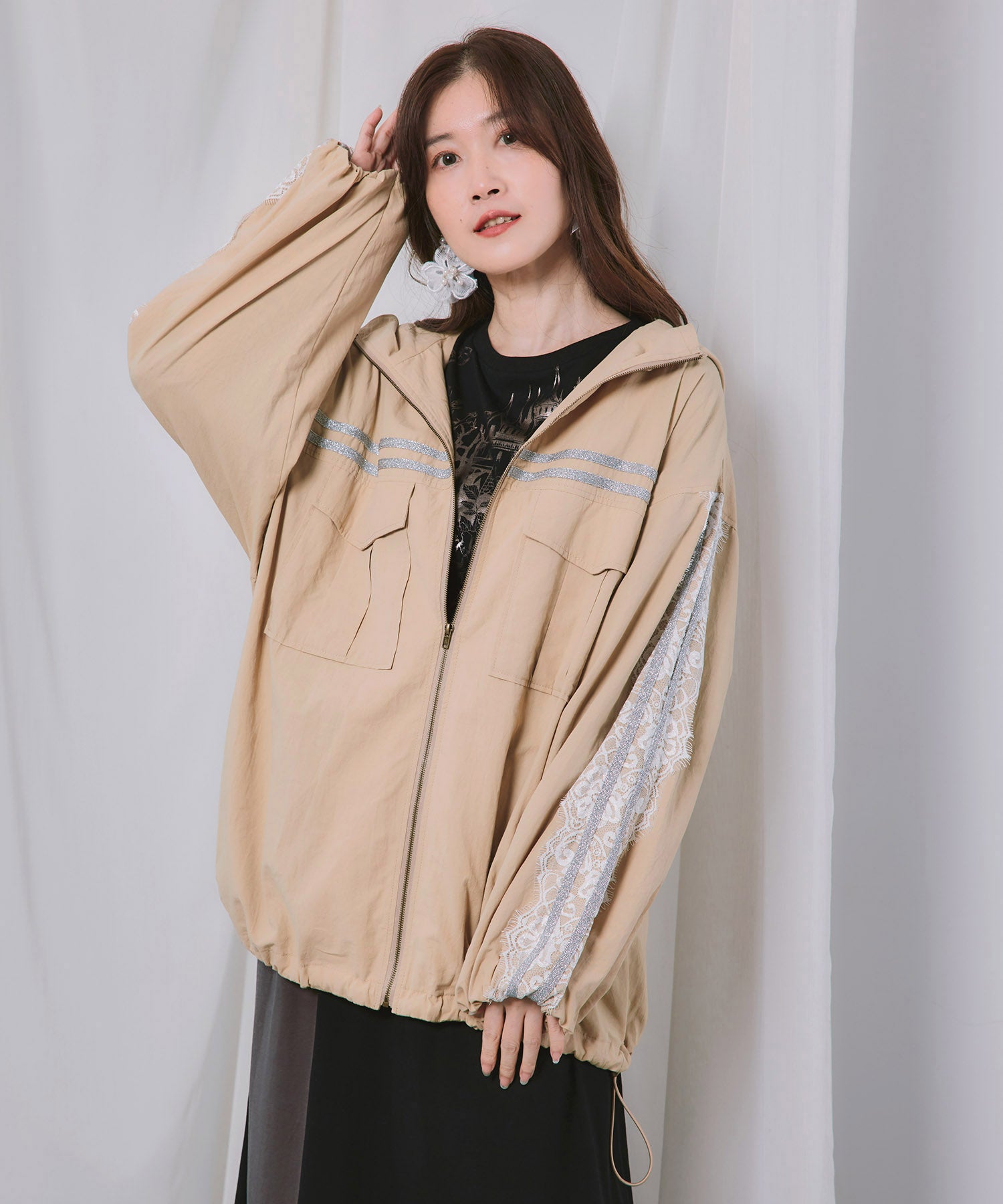 563205：蝶刺繍レース マウンテンパーカー風ブルゾンの通販-ScoLar