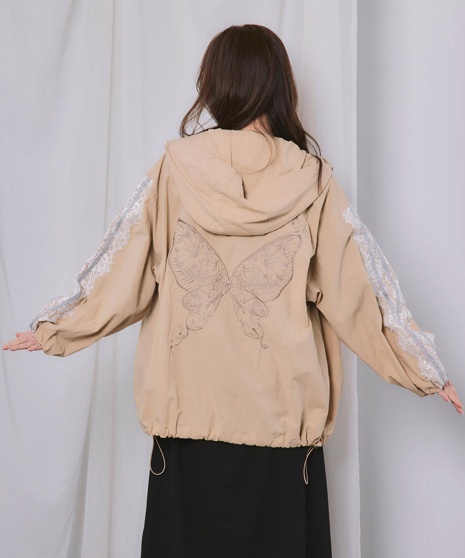 563205：蝶刺繍レース マウンテンパーカー風ブルゾンの通販-ScoLar