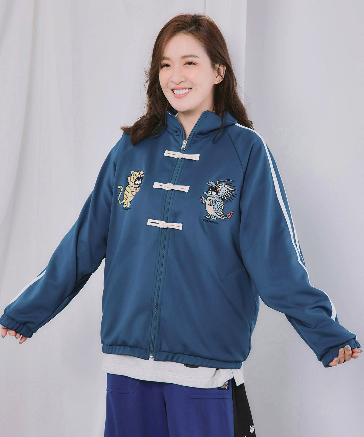 トラビル&ドラビル チャイナ風刺繍ブルゾン-3