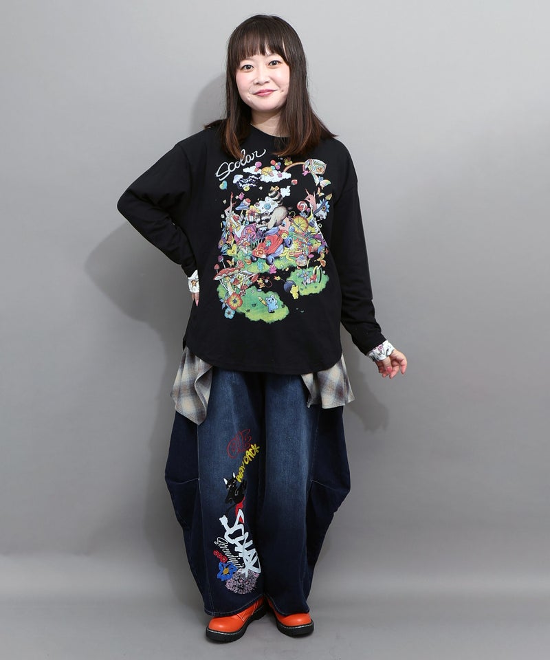 いたずらグミ柄 ロングスリーブTシャツ-5