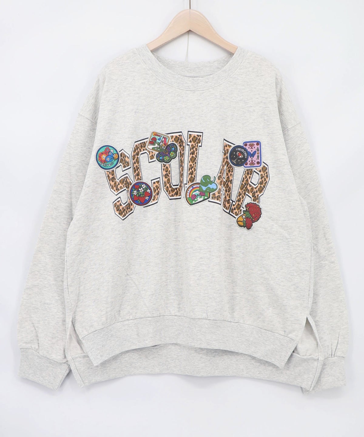 ワッペン風刺繍 レオパードロゴプルオーバー-10