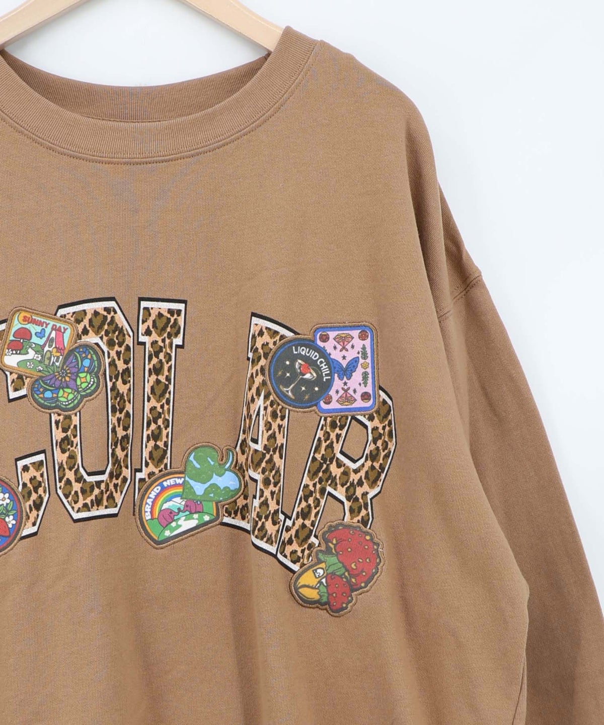 ワッペン風刺繍 レオパードロゴプルオーバー-17