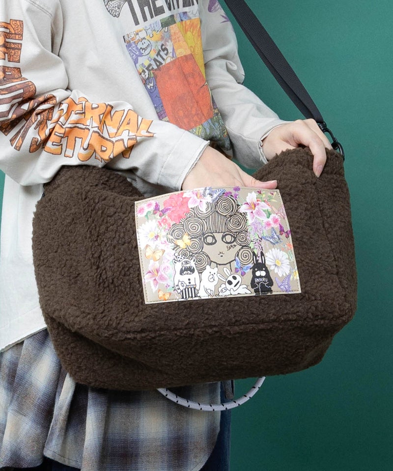 総柄アップリケポケット付き 2wayボアトート-4