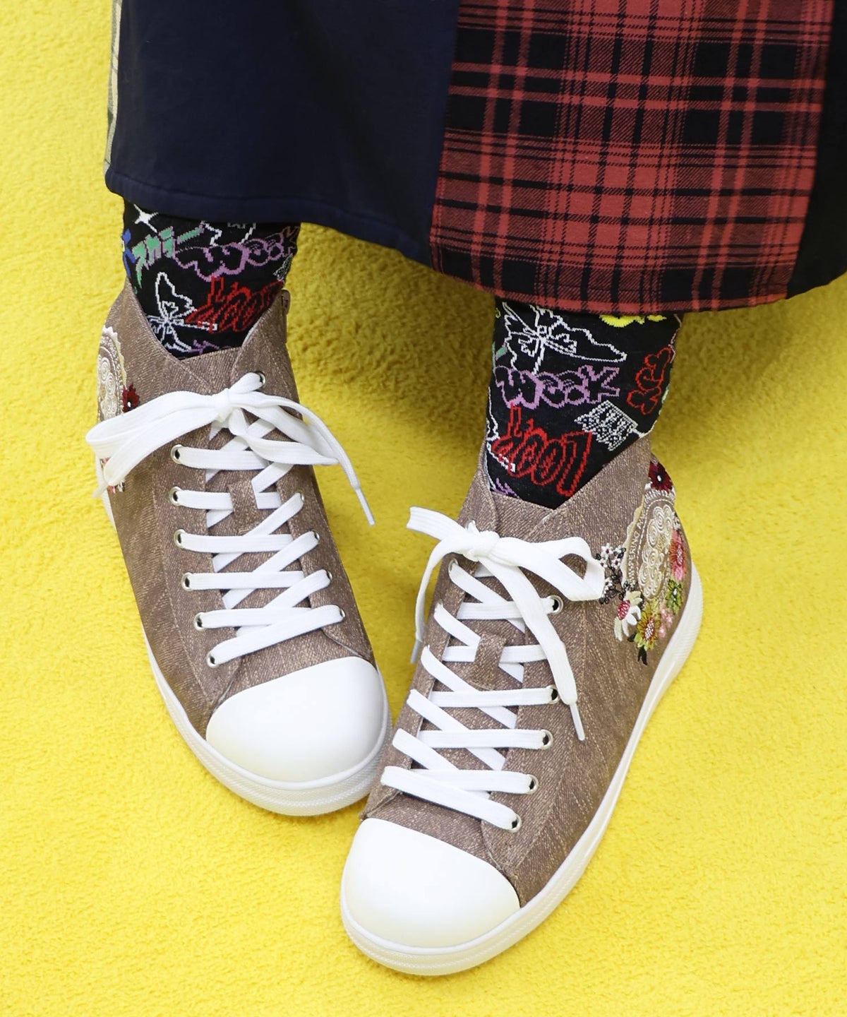 エンブレム風スカラーちゃん刺繍 ハイカットスニーカー-6