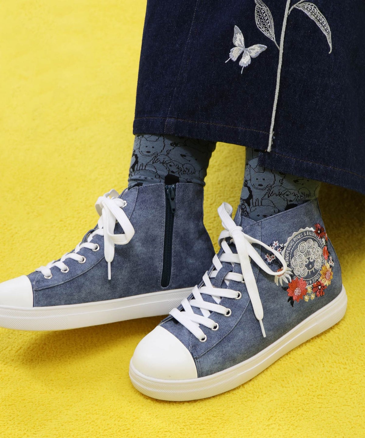 エンブレム風スカラーちゃん刺繍 ハイカットスニーカー-10