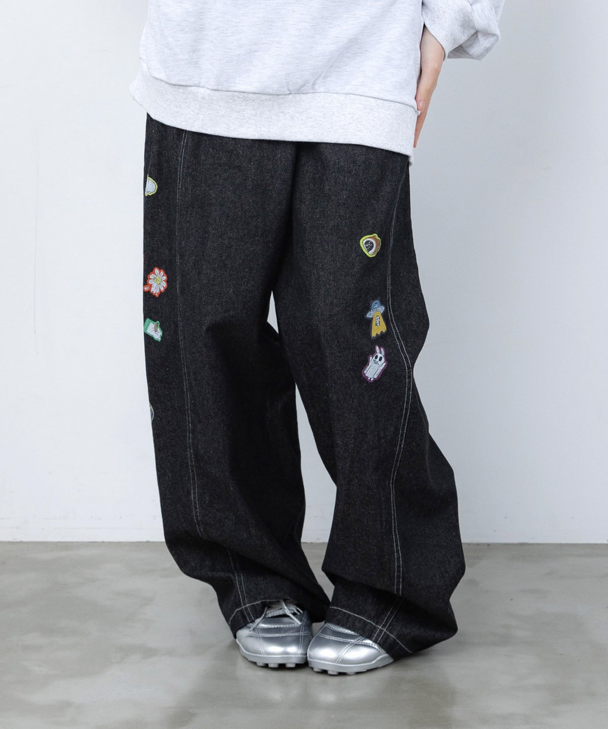 シールぺたぺた風プリント デニムパンツ-10