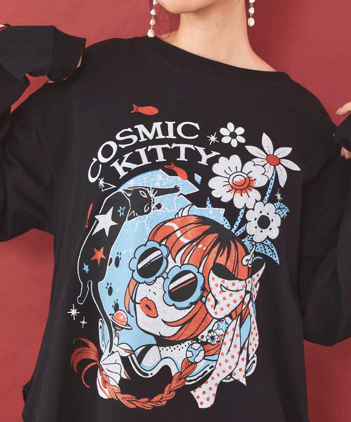 惑星ガールと宇宙ネコ柄Tシャツ-6