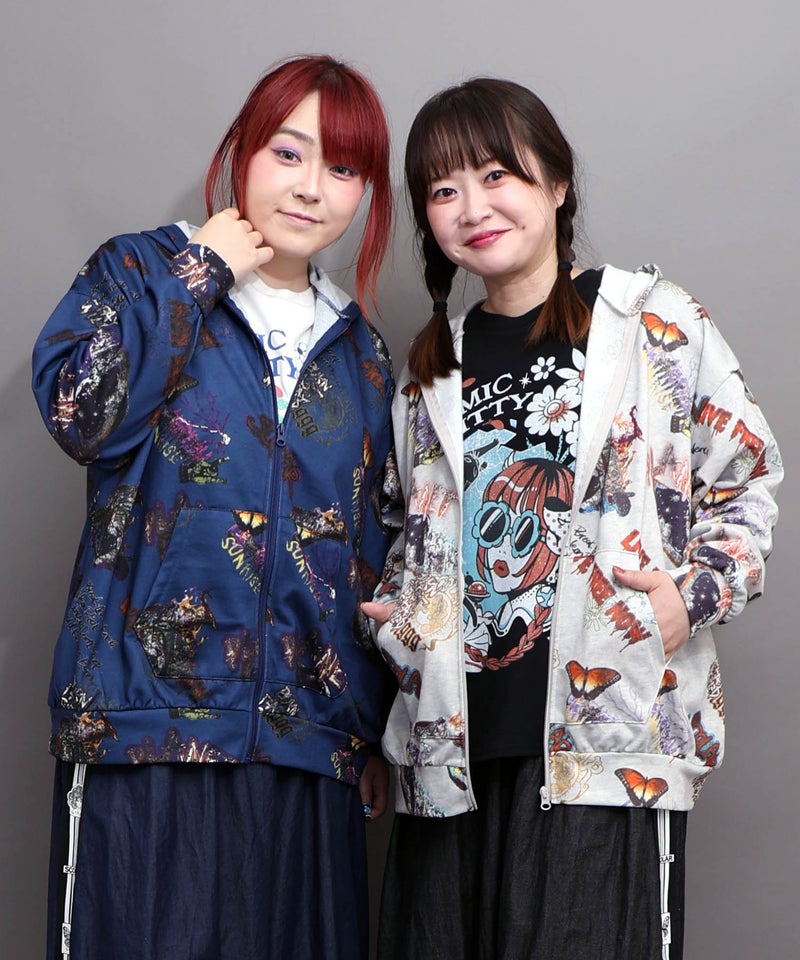 惑星POP総柄ジップパーカー-8