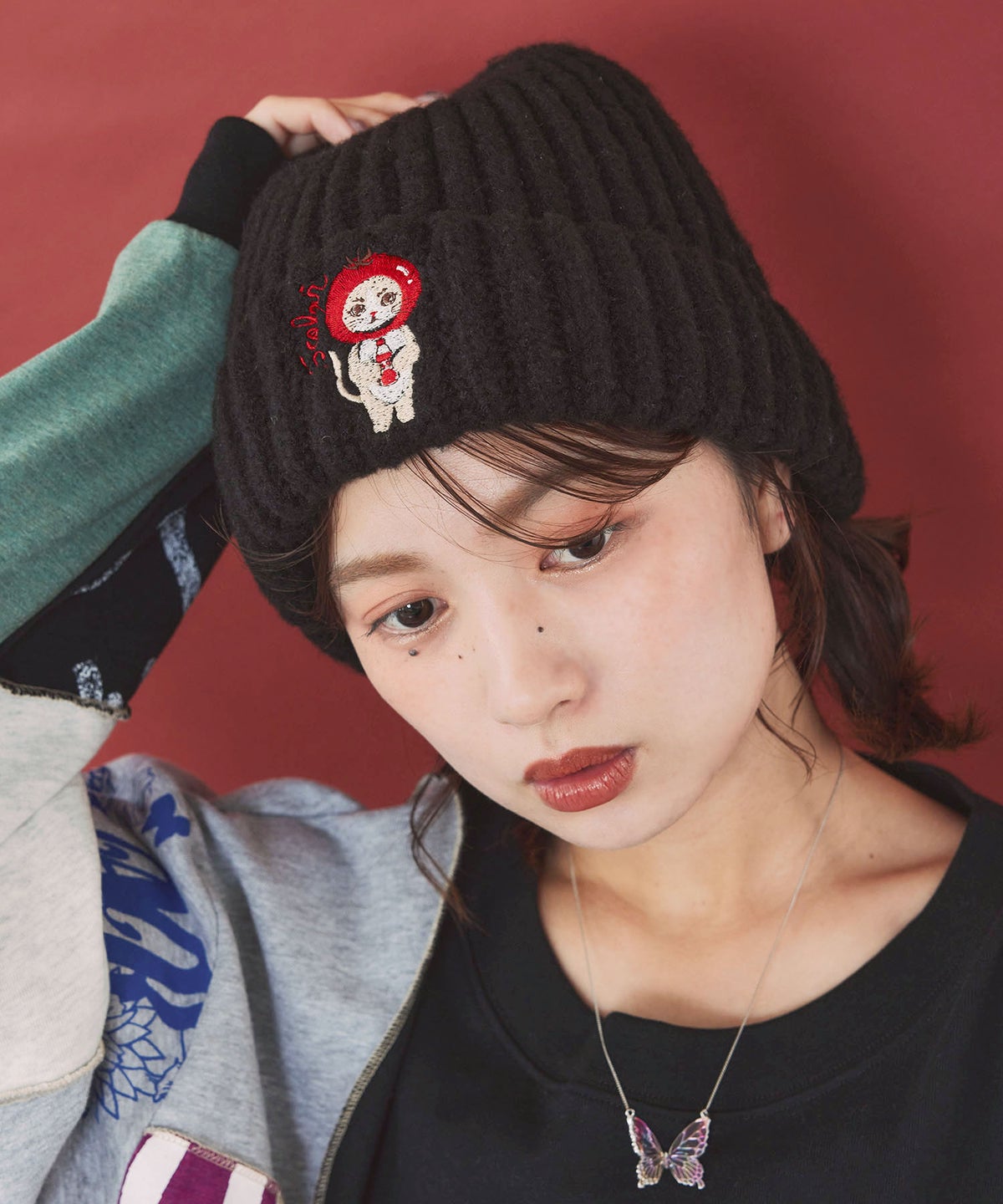 トマトにゃんこ刺繍 ニット帽-1