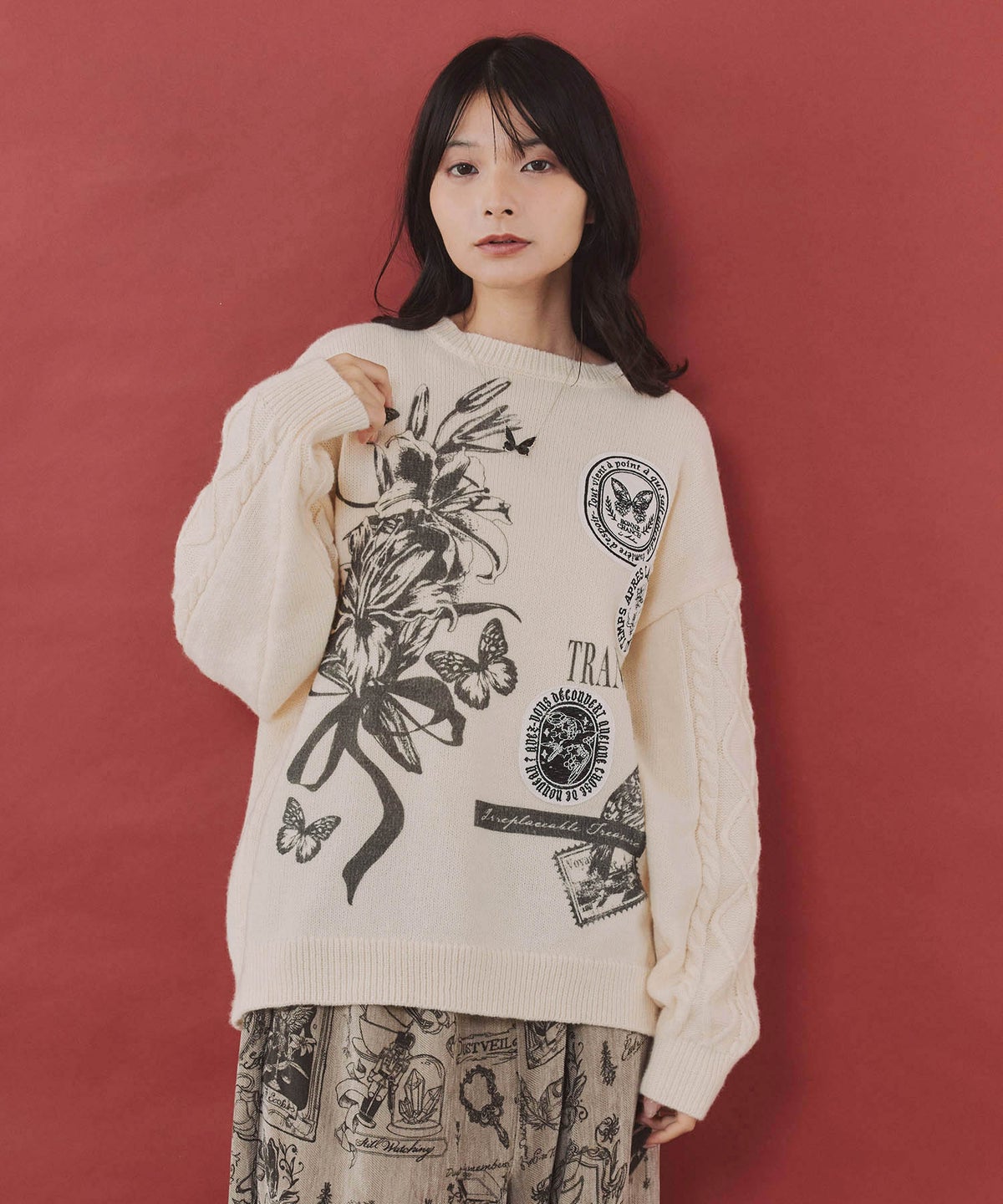 花蝶アップリケ刺繍 ニットプルオーバー-1
